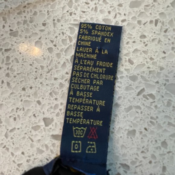 Dex Black Tunic top with skulls pattern - Size Medium - Picture 7 of 9